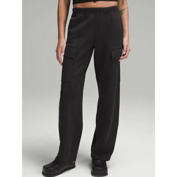 Lululemon Pants - Lululemon Cotton-Blend Double-Knit Mid-Rise Cargo Pant Black Size 2 MSRP $148